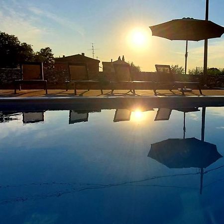 Cozy House With Pool Near Rovinj Apartment Kanfanar Bagian luar foto