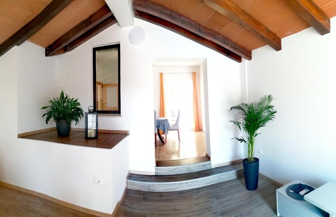 Cozy House With Pool Near Rovinj Apartment Kanfanar Bagian luar foto